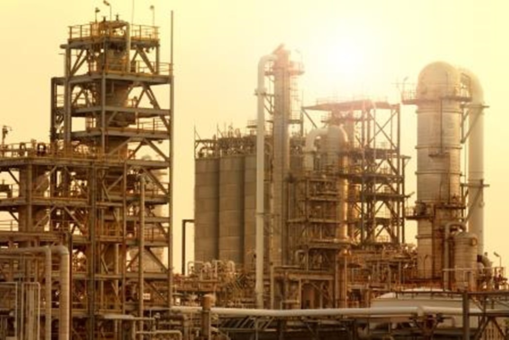 image is refinery-web-2359