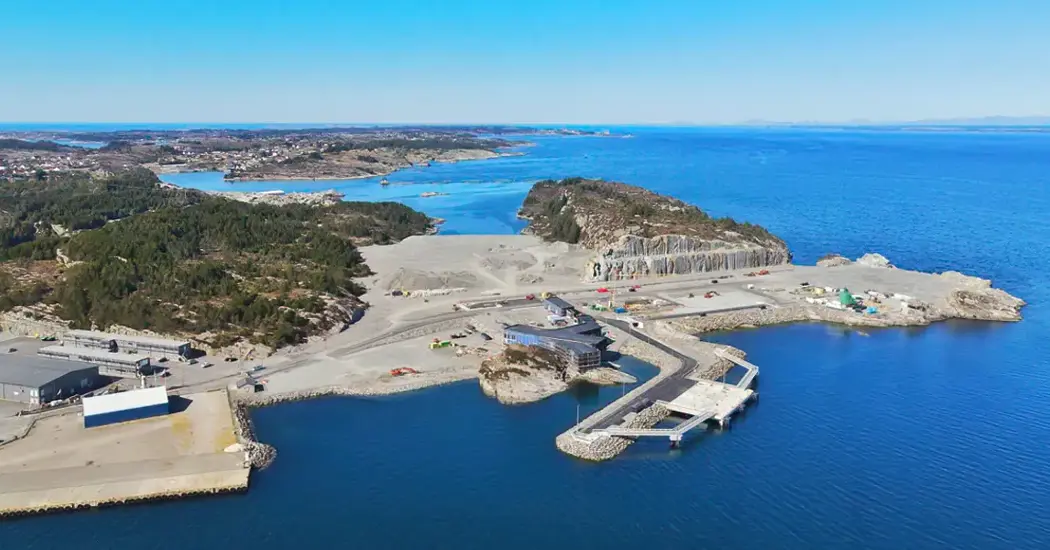 image is EC Northern Lights