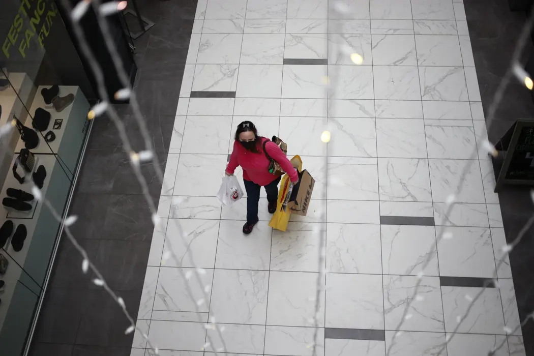 image is BloomburgMedia_R442VODWRGG001_15-12-2021_15-00-04_637751232000000000.jpg