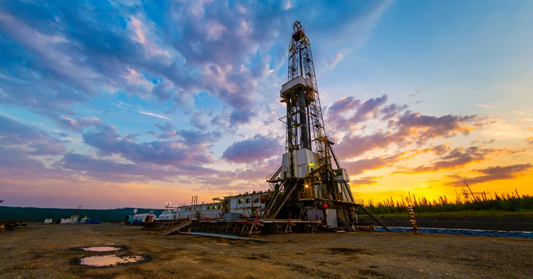 image is Oil Rig Russia image is Oil Rig Russia