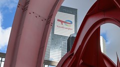 TotalEnergies Sees Tough Oil Market Outlook as Debts Mount BloomburgMedia_SZQRKDGPQQD500_24-07-2025_15-00-22_638889120000000000.jpg