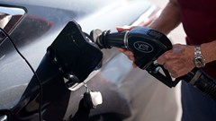 Oil Climbs as Traders Weigh Trump’s Tariff Threats, Doha Strike BloomburgMedia_T2BJFYGP9VCW00_10-09-2025_05-00-18_638930592000000000.jpg