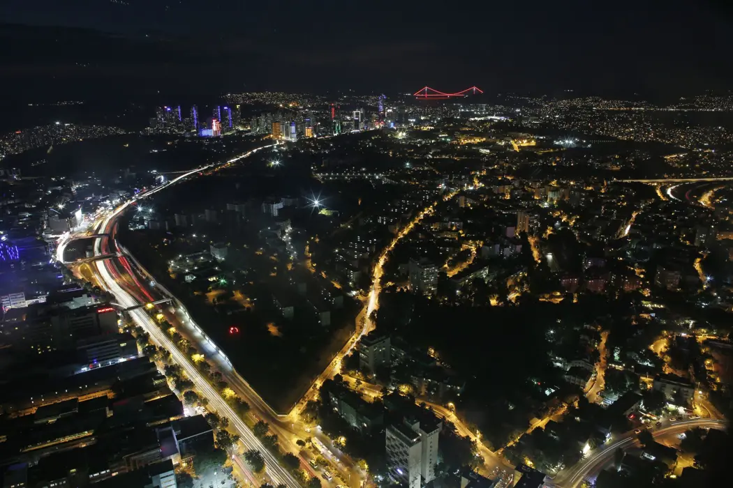 image is BloomburgMedia_R3HF43DWRGG401_03-12-2021_11-00-04_637740864000000000.jpg