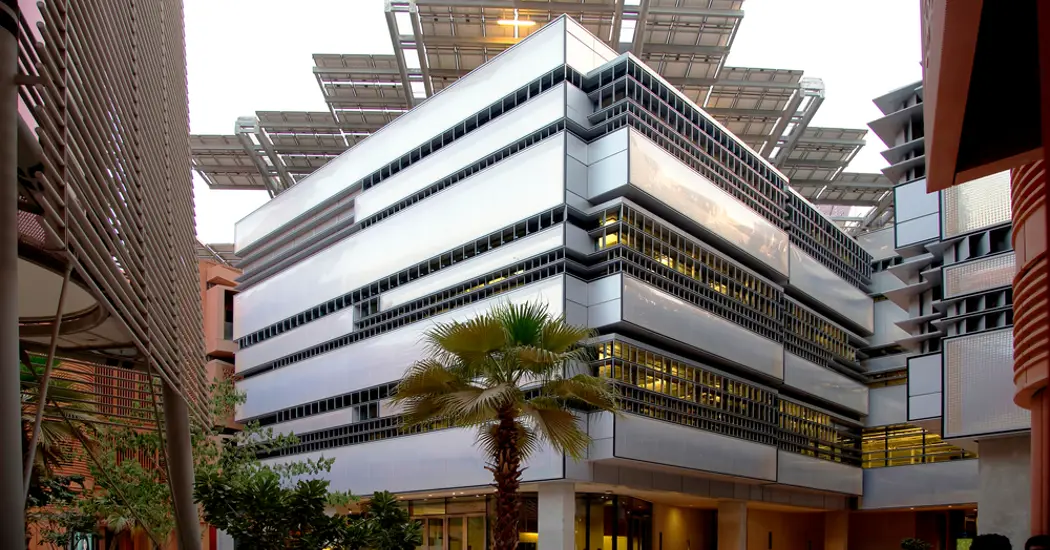 image is Shutterstock 1794073072