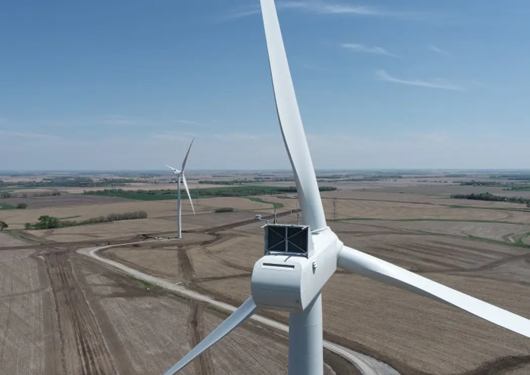 edf-wind-turbine-web-16458