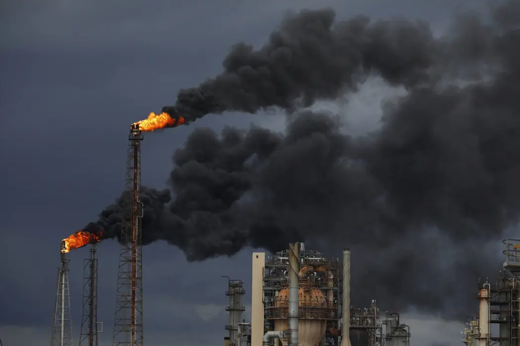 image is BloomburgMedia_R1NK6AT0G1KX01_29-10-2021_06-57-19_637710624000000000.jpg