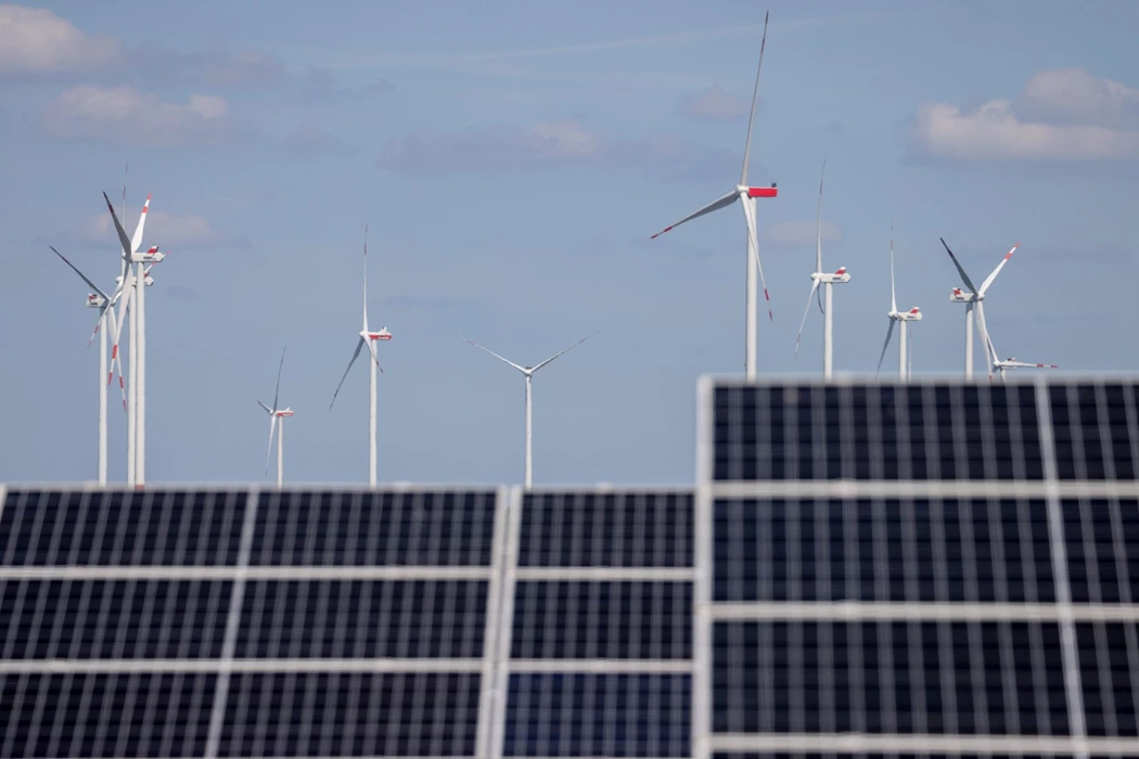 image is BloomburgMedia_RQFS30T1UM0W01_22-02-2023_19-00-06_638126208000000000.jpg image is BloomburgMedia_RQFS30T1UM0W01_22-02-2023_19-00-06_638126208000000000.jpg