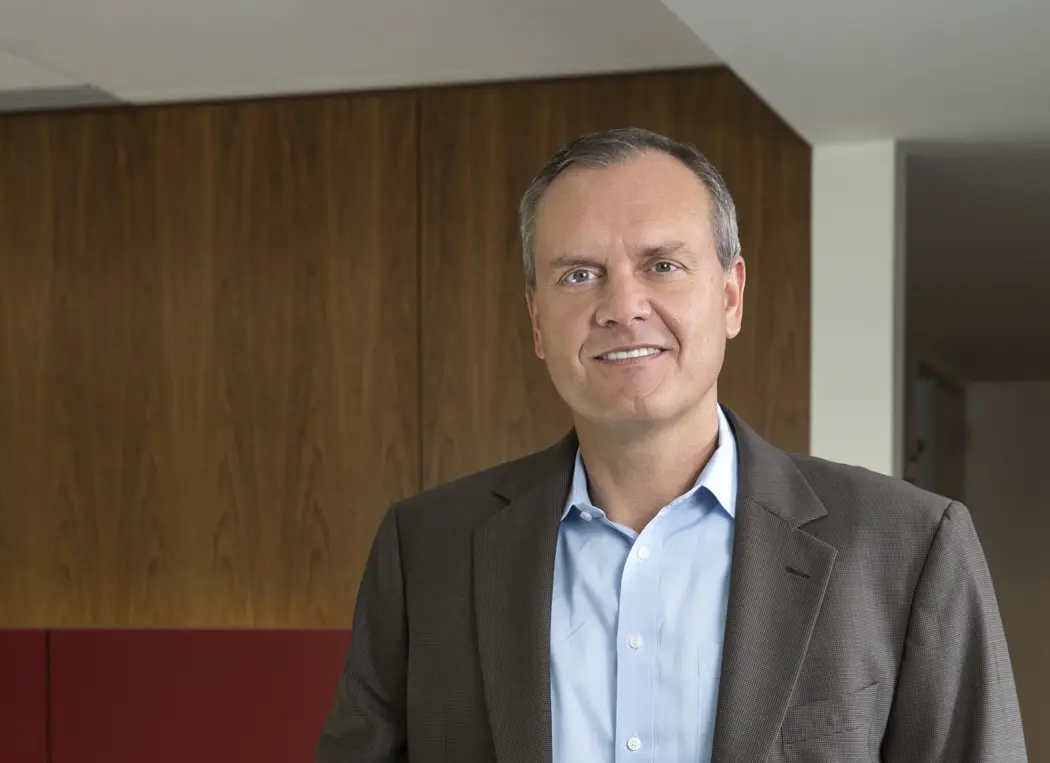 20170913darius001_cover-shot-13220