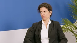 Low-carbon LNG solutions to drive the energy transition Anne Sophie