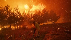 Wildfires Briefly Shut Dardanelles as Heat Blasts Europe BloomburgMedia_T0V69XGPWCGO00_13-08-2025_11-00-21_638906400000000000.jpg