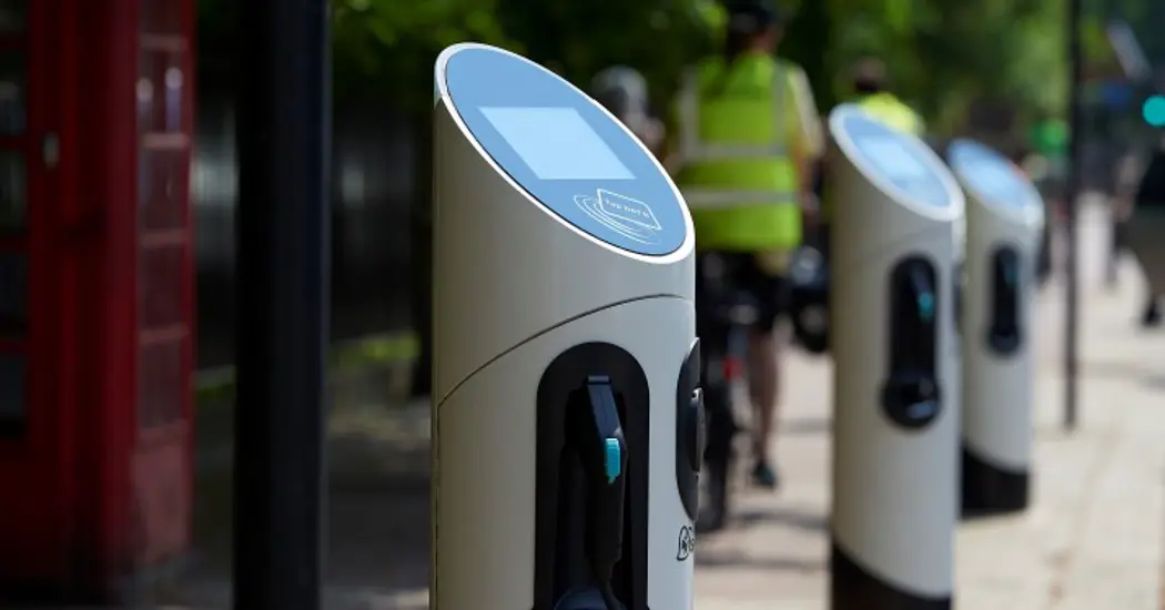 image is source-london_wandsworth-charge-point-web-16773