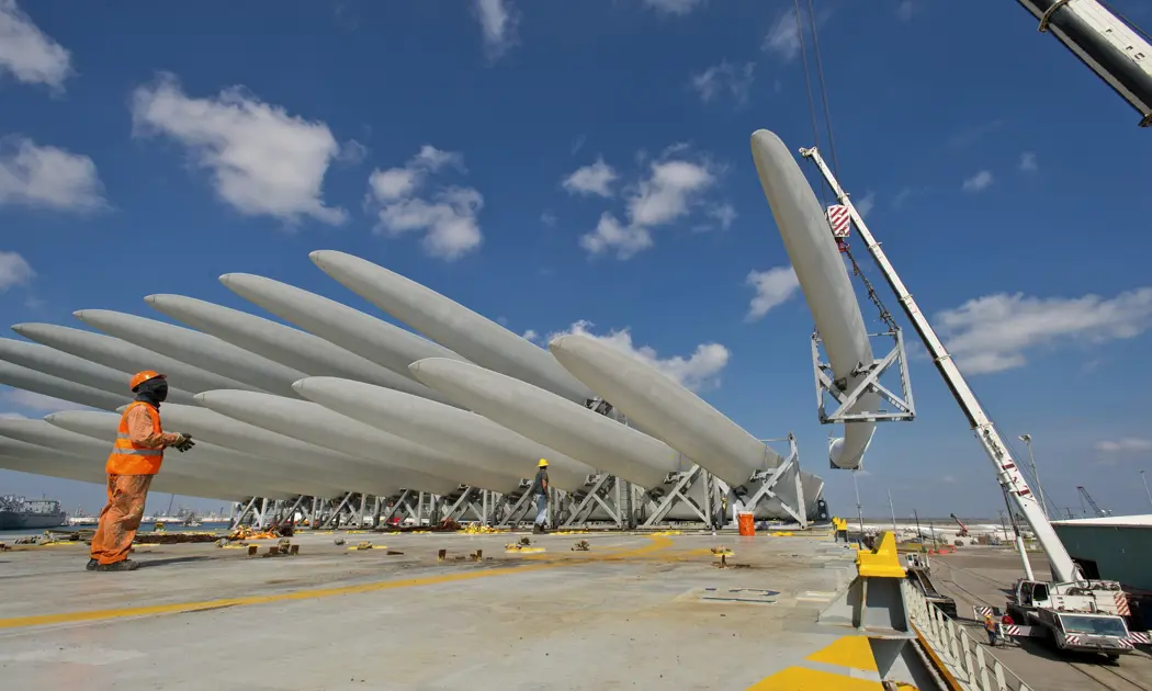 image is BloomburgMedia_T18S4UGPFI6300_08-09-2025_08-00-24_638928864000000000.jpg