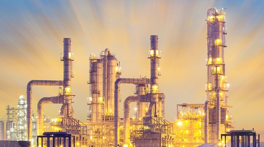 refinery-3218