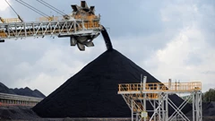 Coal Loophole Undermines Bank Pledges to Cut Fossil Fuel Funding BloomburgMedia_SYCGL1DWX2PS00_24-06-2025_12-47-33_638863200000000000.jpg