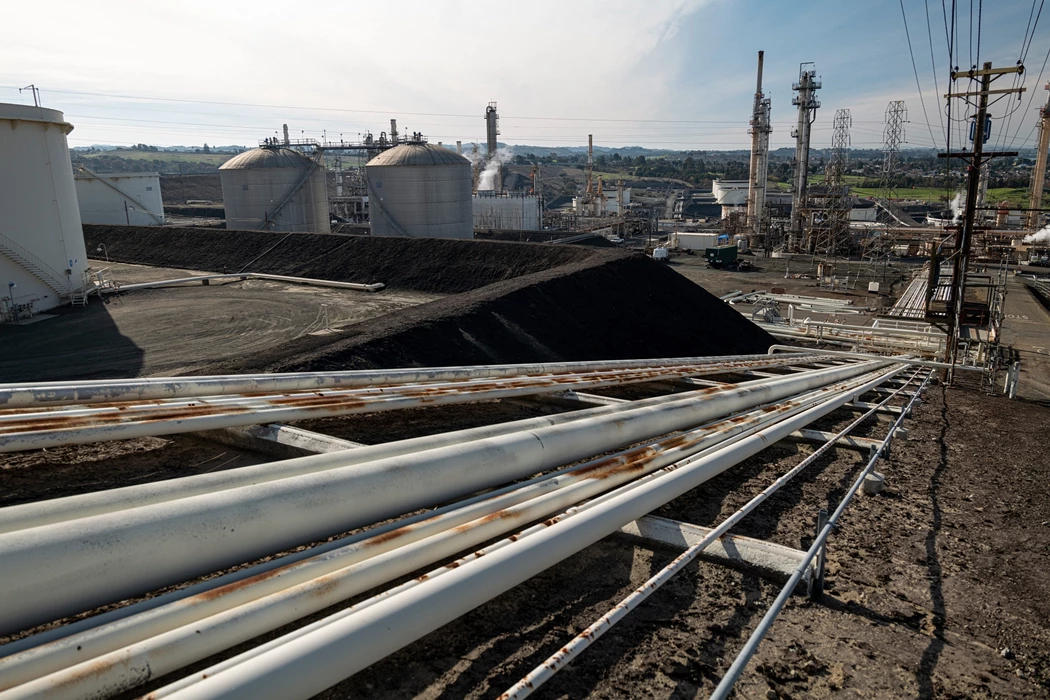 image is BloomburgMedia_SXRNJHDWX2PS00_14-06-2025_15-00-24_638854560000000000.jpg image is BloomburgMedia_SXRNJHDWX2PS00_14-06-2025_15-00-24_638854560000000000.jpg