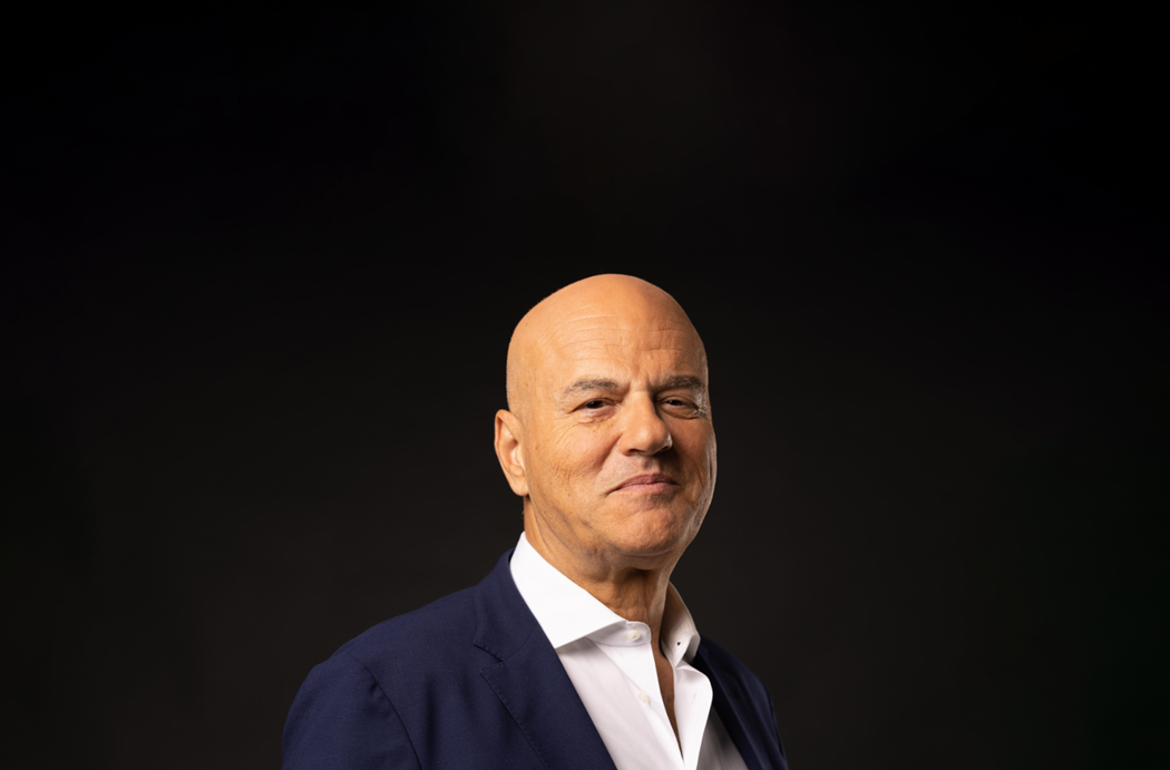 image is Eni Ceo (1)