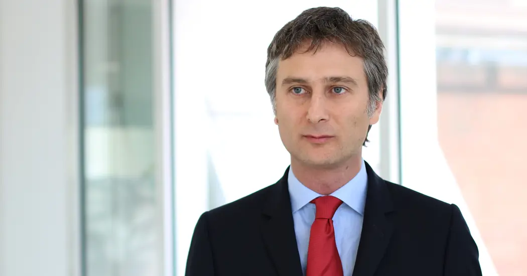 image is WOOD MAC Massimo