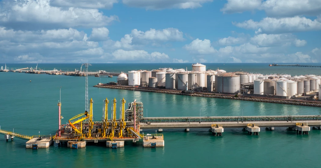 image is Oil And Gas Refinery Plant Form Industry Zone Aer 2023 11 27 05 24 47 Utc image is Oil And Gas Refinery Plant Form Industry Zone Aer 2023 11 27 05 24 47 Utc