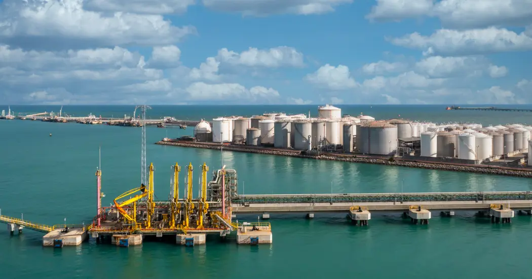 image is Oil And Gas Refinery Plant Form Industry Zone Aer 2023 11 27 05 24 47 Utc