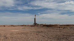 YPF Said to Be Close to Buying Total’s Argentina Shale Assets BloomburgMedia_T0JCFVGPL42X00_06-08-2025_04-54-37_638900352000000000.jpg