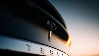 Tesla (1)