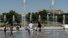 Europe’s Climate Resolve Faces Test as EU Unveils 2040 Goal BloomburgMedia_SYPNQVDWRGG000_04-07-2025_15-00-29_638871840000000000.jpg