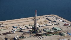 Baker Hughes Says 230 Drilling Rigs Are Working in Saudi Arabia BloomburgMedia_T0FDWLGPQQ8N00_04-08-2025_04-55-57_638898624000000000.jpg