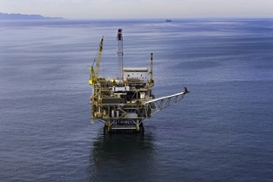 LUKOIL buys Cairn's Senegal stake for US$400 million deal offshore-rig-africa-web-3981
