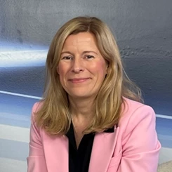 Sarah Howell Headshot From Adipec (1)