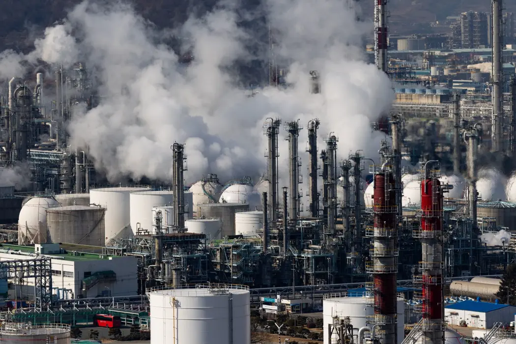 image is BloomburgMedia_T6AVLBT9NJLY00_26-11-2025_07-18-32_638997120000000000.jpg