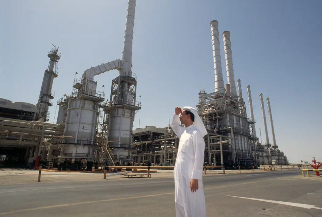 Saudi Arabia halts operations at Ras Tanura refinery